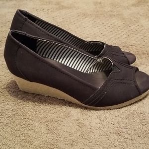 Sonoma wedge heels